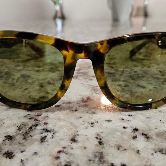 Maui Jim - LEGENDS !!! - Picture 1 of 6